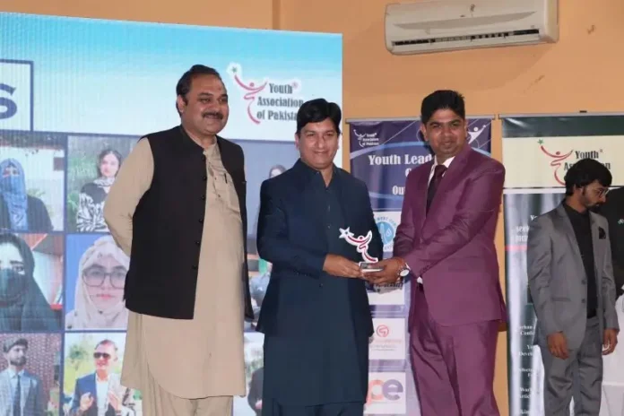 Heroes Award