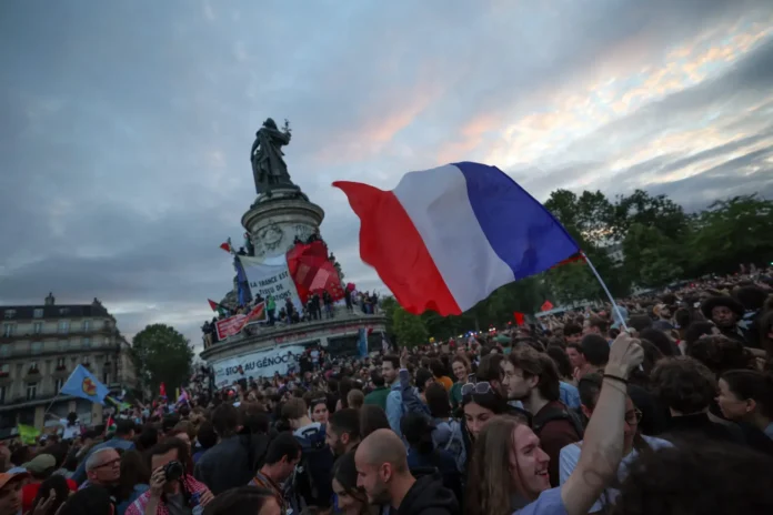 France political crisis